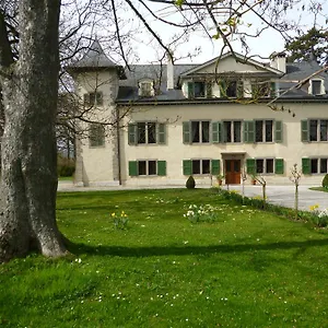 https://chateau-de-veigy.hotels-rhonealpes.com